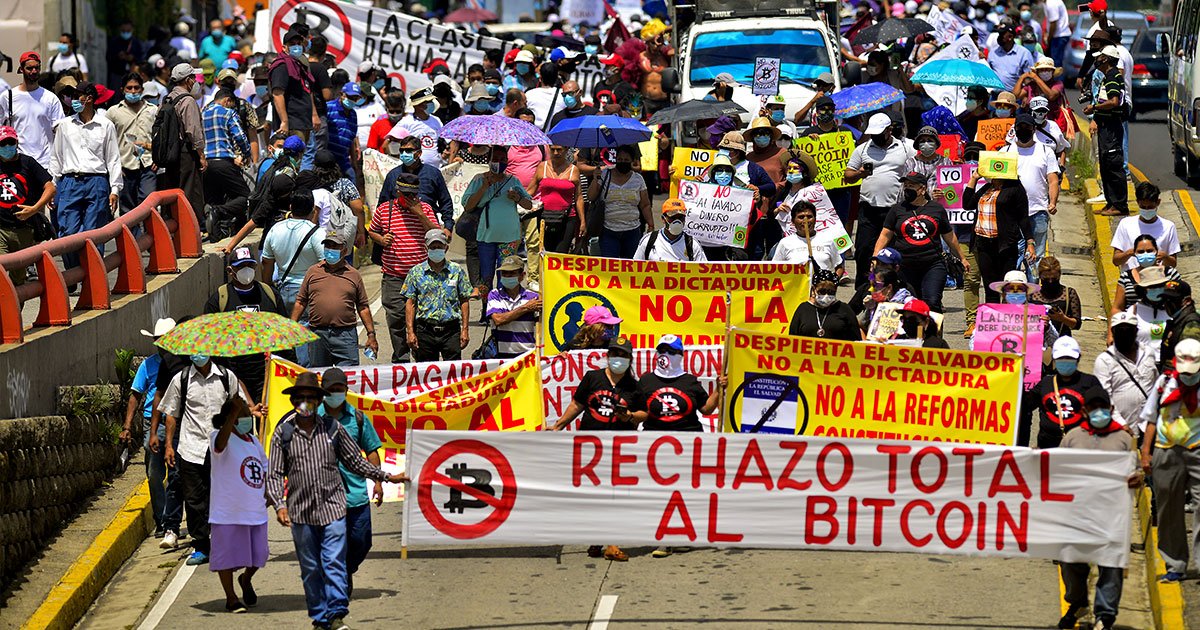 Economist: El Salvador&rsquo;s Year With Bitcoin Currency Has Been &ldquo;Spectacular Failure&rdquo;